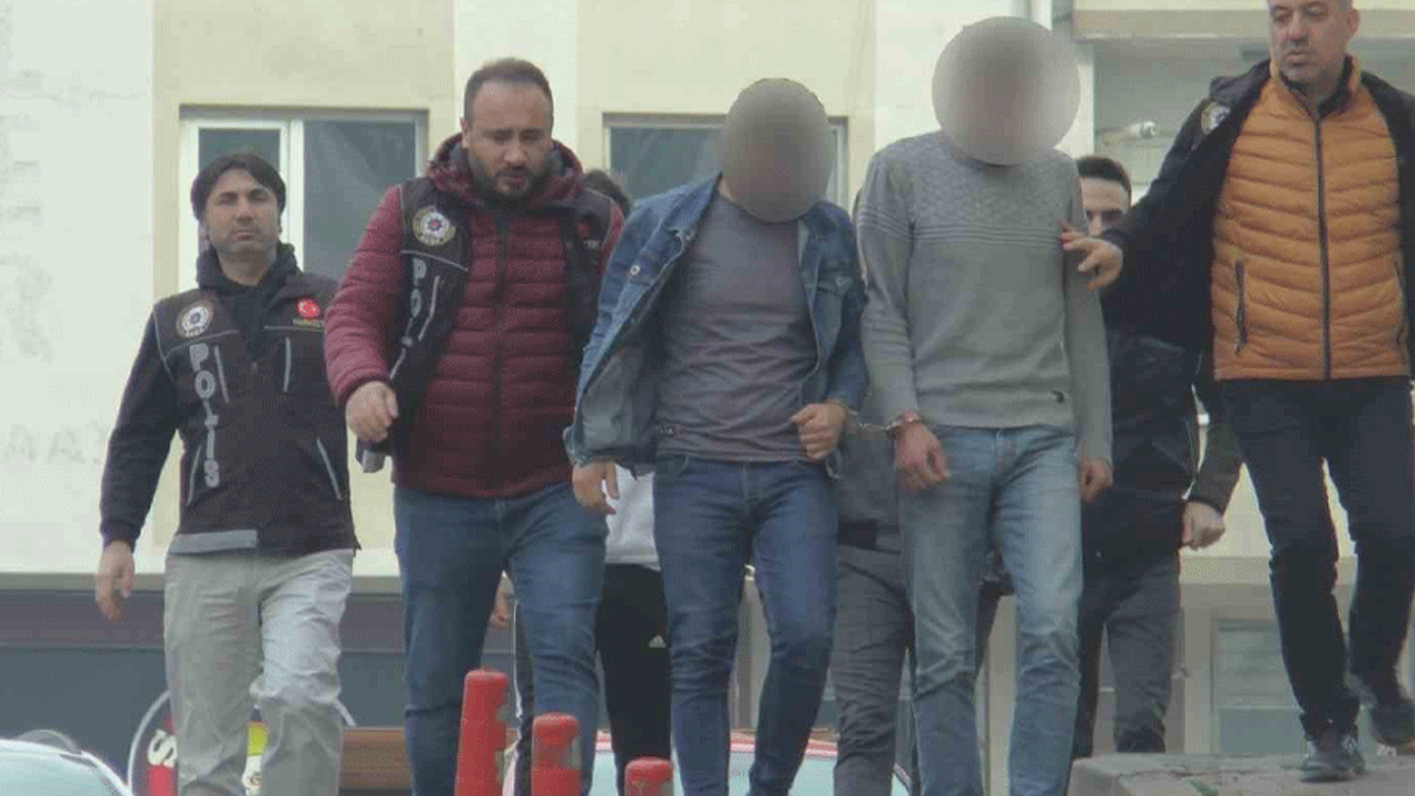 Böylesi bir ilk! Ekmek arası uyuşturucu!