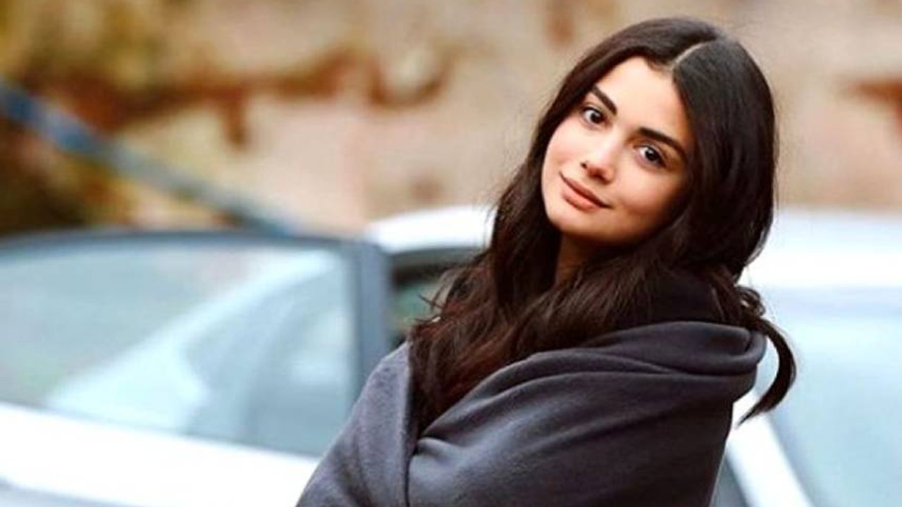 Özge Yağız kimdir?