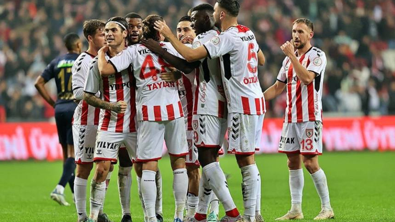 Samsunspor, Kasımpaşa'yı 4 golle geçti