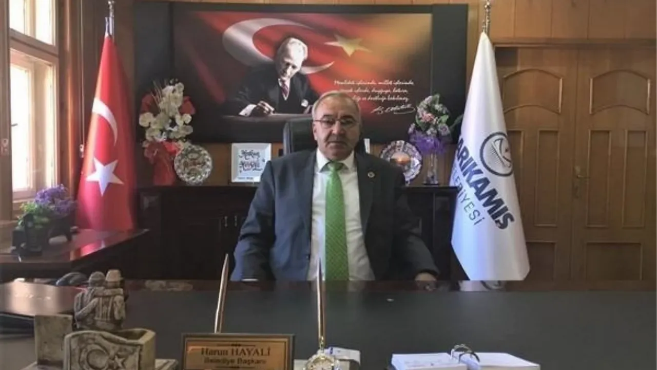 MHP'li Belediye Başkanı Harun Hayali, göğüs ağrısı şikayetiyle hastaneye gitti, kalp krizi geçirdi!
