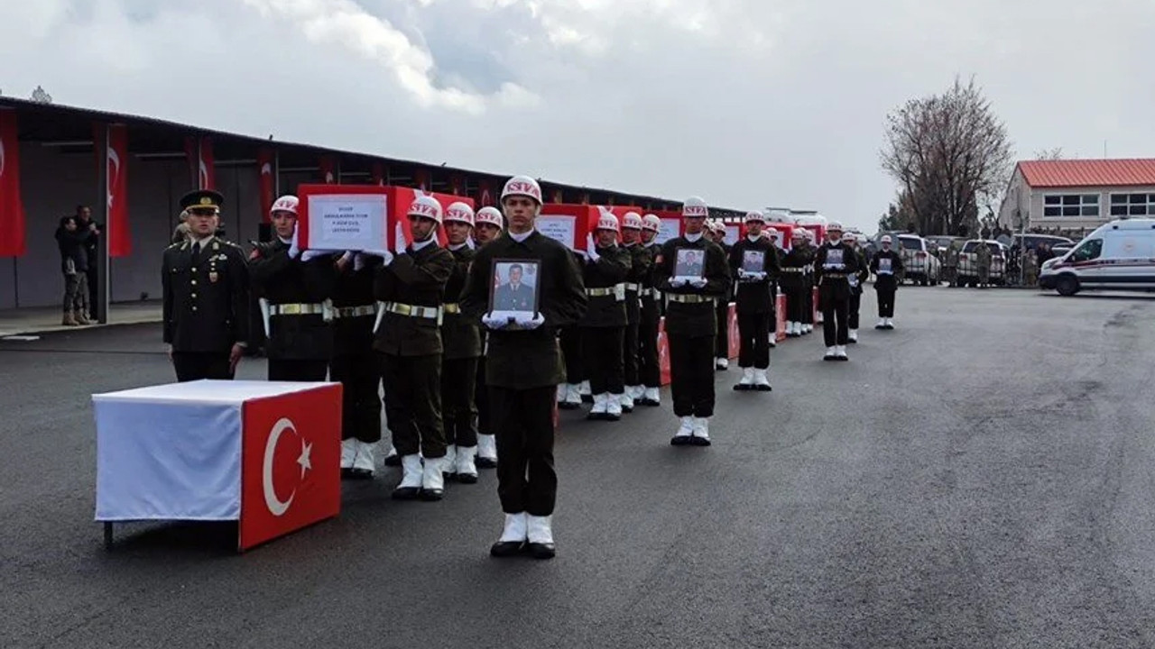 Pençe-Kilit şehitleri memleketlerine uğurlandı
