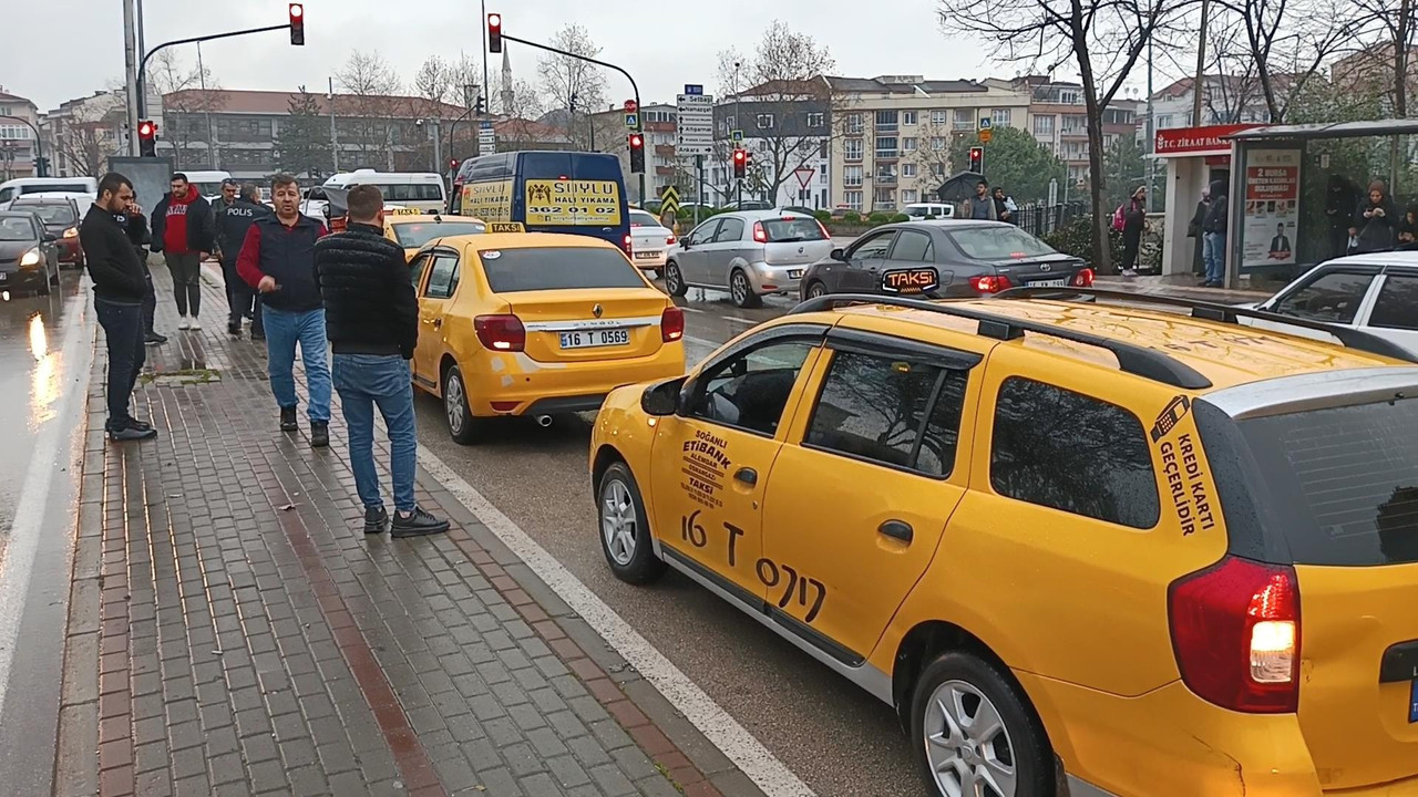 Taksiciyi boynundan bıçaklayan zanlı serbest kaldı!