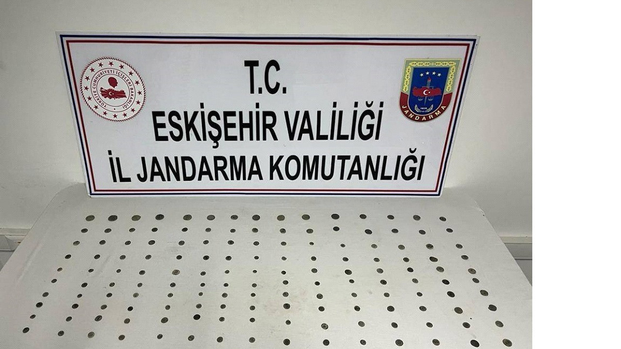 Roma dönemine ait 155 adet sikkeyi satmak isterken suçüstü yakalandı