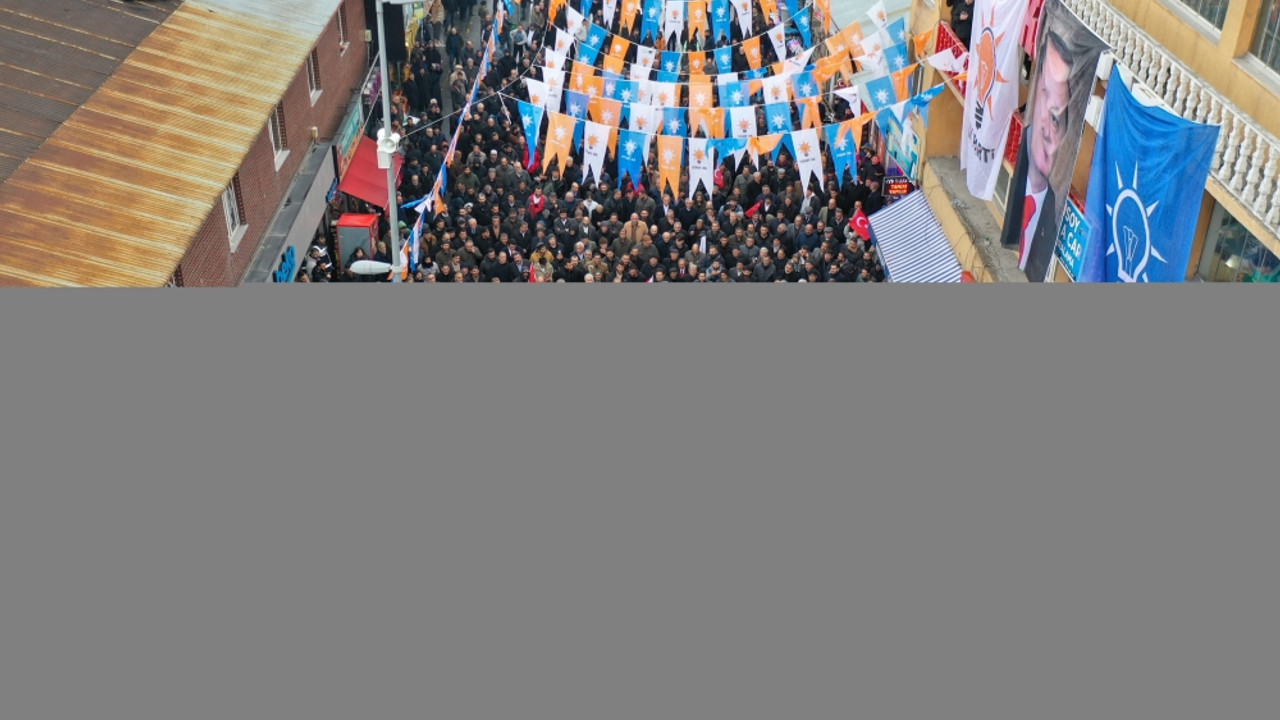 AK Parti Ağrı Belediye Başkan adayı Aydın, kentte coşkuyla karşılandı