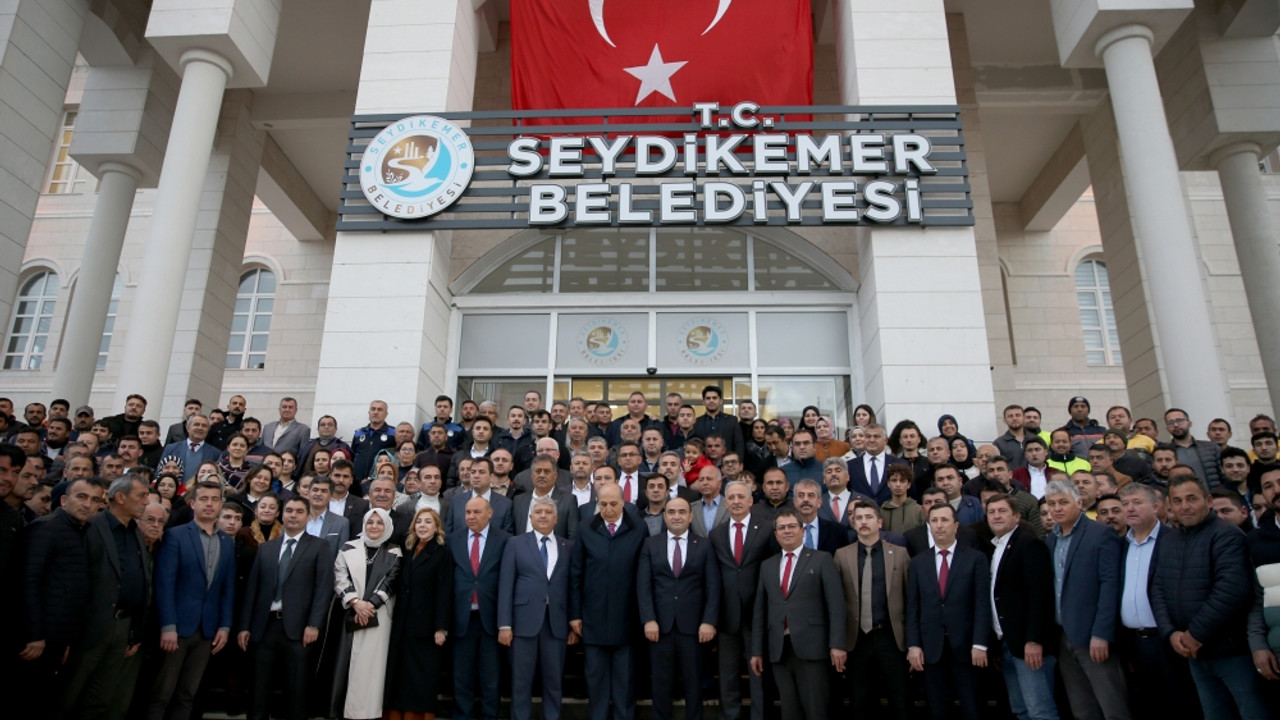 AK Parti'nin Muğla Büyükşehir Belediye Başkan adayı Ayaydın, ilçe ziyaretlerini sürdürdü