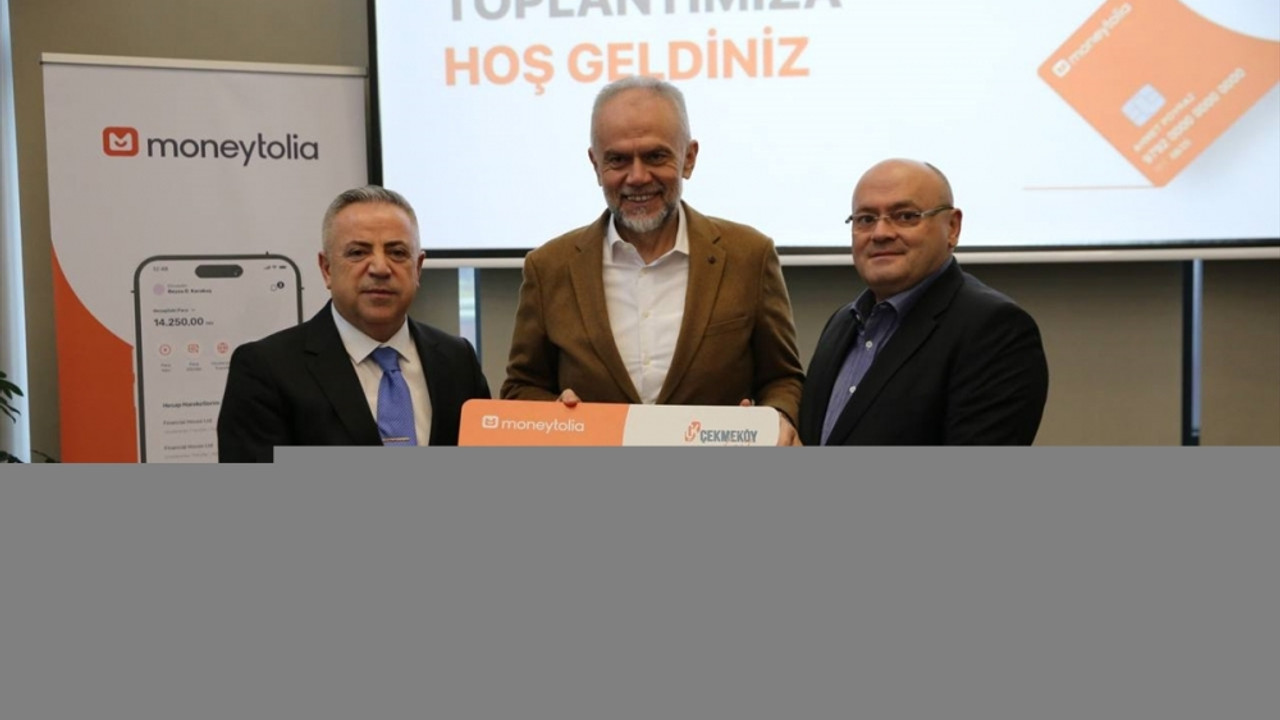 Çekmeköy'de ilçe sakinlerine avantajlar sağlayan "Çekmeköy Kart" tanıtıldı