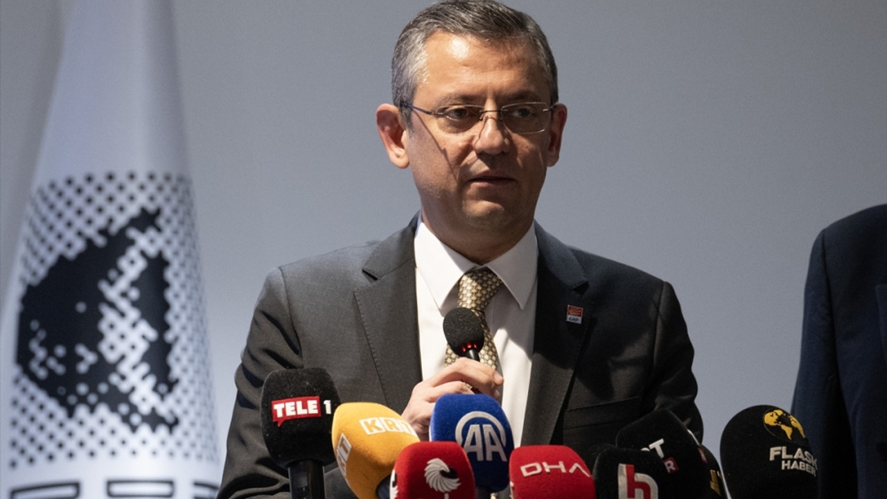 CHP Genel Başkanı Özel, Prof. Dr. Muammer Aksoy'u anma töreninde konuştu: