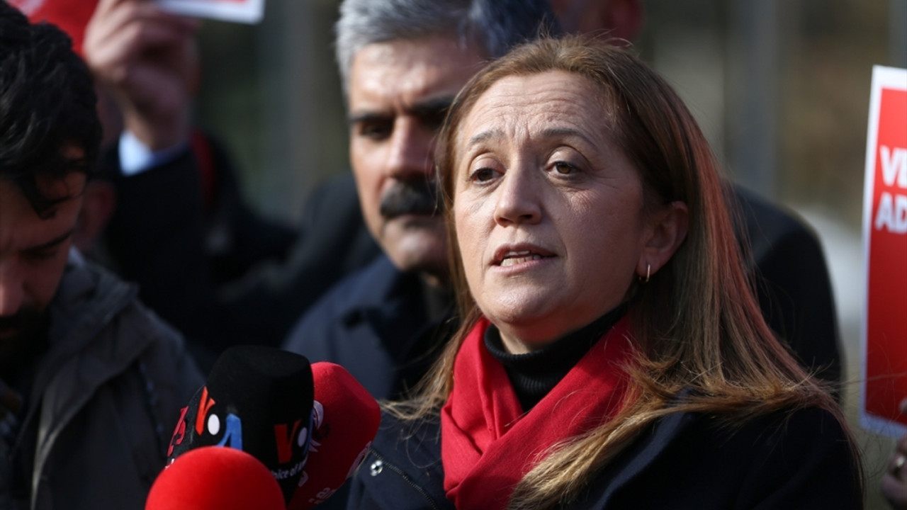 DİSK'ten TBMM önünde "vergide adalet" talebi