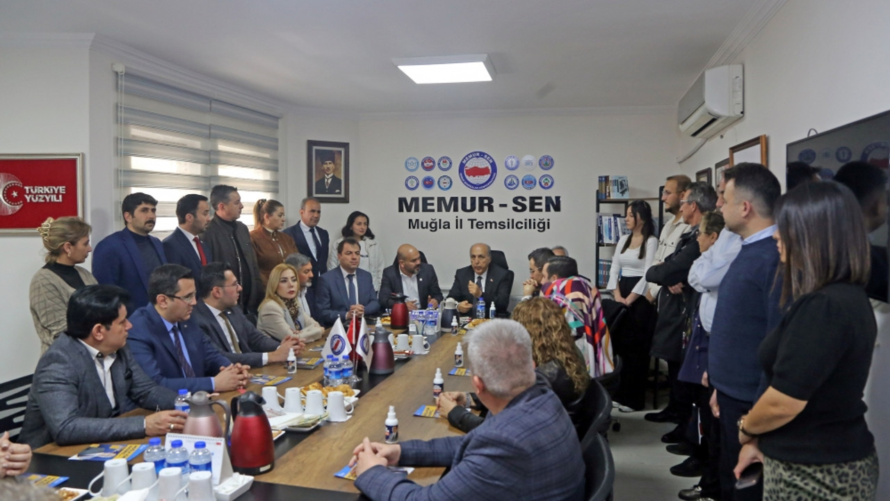 GÜNCELLEME - AK Parti Muğla Büyükşehir Belediye Başkanı adayı Ayaydın, ziyaretlerini sürdürdü