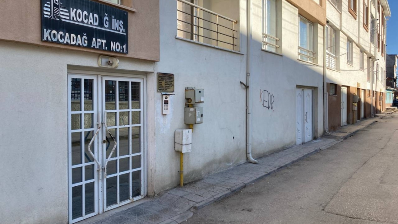 GÜNCELLEME - Eskişehir'de evinde ölü bulunan kadının katil zanlısı yakalandı