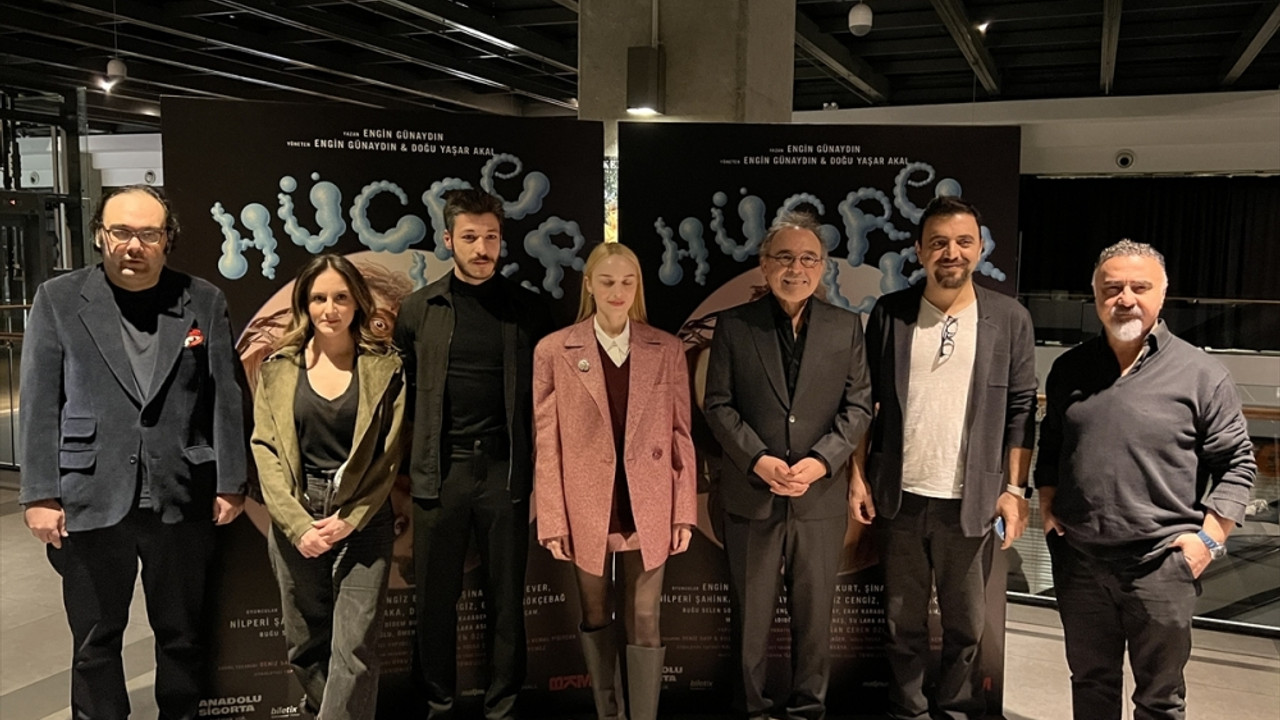 "Hücreler" oyununun galası Maximum Uniq'te yapıldı