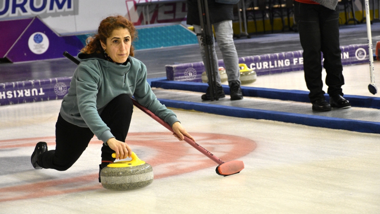 İşitme Engelli Milli Curling Takımı, olimpiyatta derece hedefiyle çalışıyor