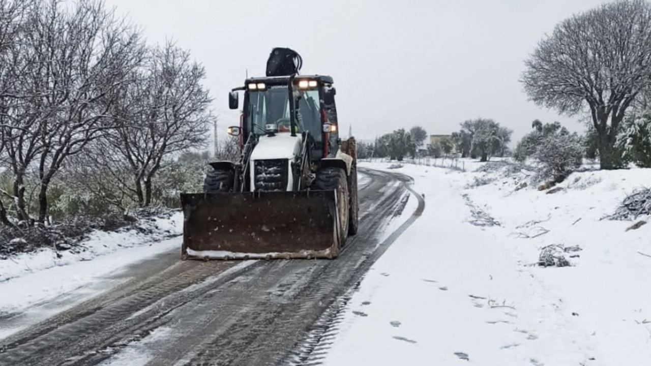 Kilis'in yüksek kesimlerine kar yağdı