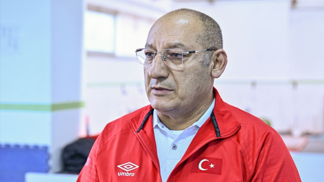 Milli halterciler, Avrupa Şampiyonası'ndan 2024 Paris kotasıyla dönmek istiyor