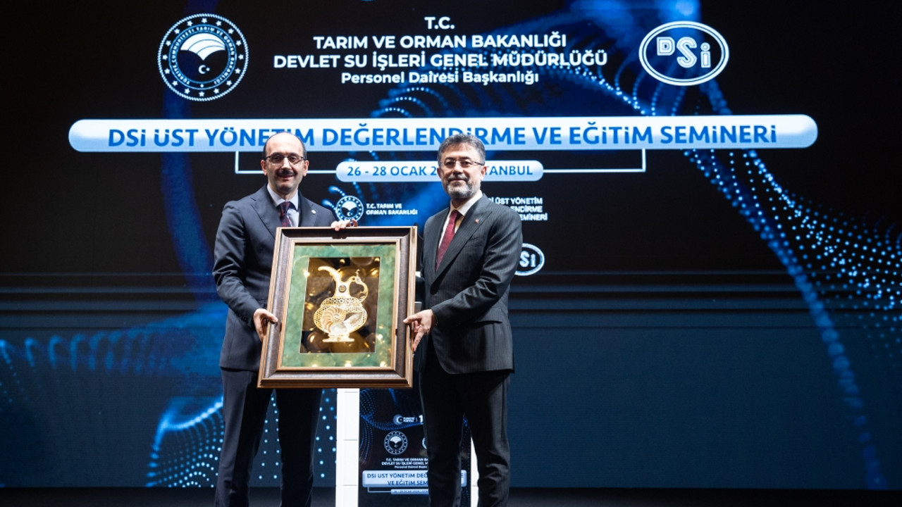Tarım ve Orman Bakanı Yumaklı: "2024'te 527 su ve sulama tesisini hizmete sunmayı hedefliyoruz"