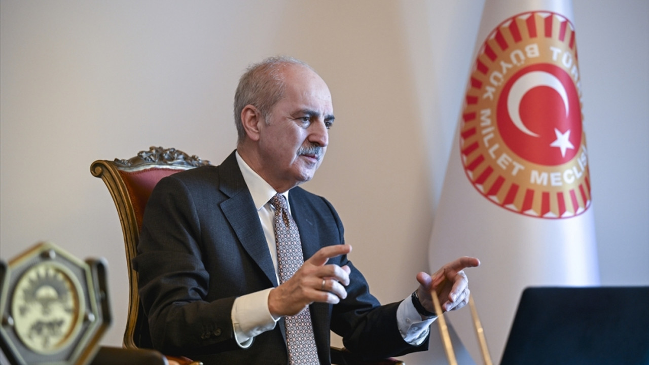 TBMM Başkanı Kurtulmuş, AA'nın "Yılın Kareleri" oylamasına katıldı: