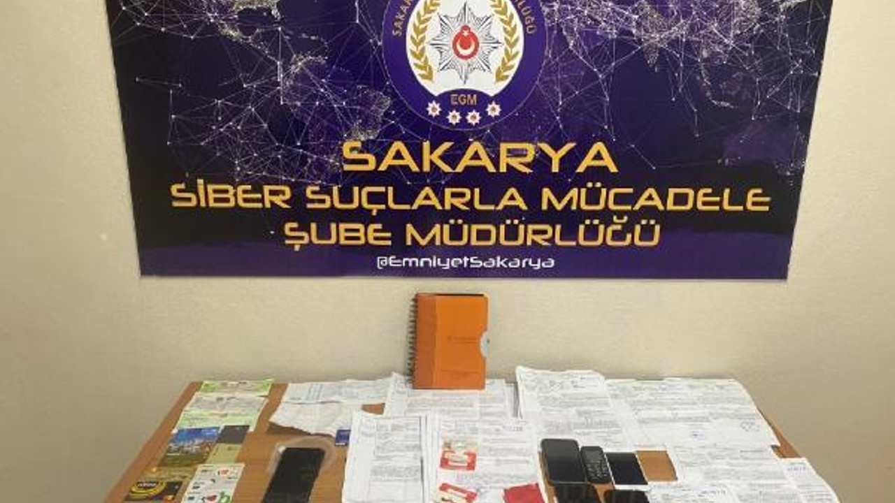 Karşılıksız çek ve sahte senetlerle araç alan şüphelilere operasyonda 4 tutuklama