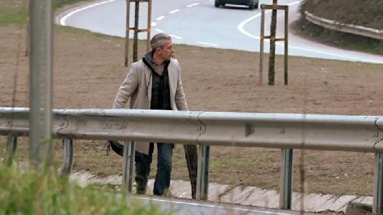 Kaza yaptığı otomobilinin çekici ile götürülmesine tepki gösteren sürücü gözaltına alındı