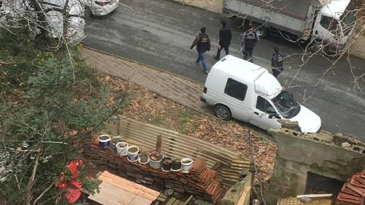 Kilise saldırganlarının kaçarken attıkları kıyafetleri bulundu