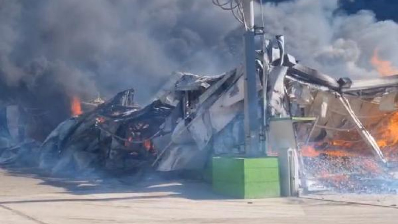 Mersin’de narenciye paketleme tesisinde yangın