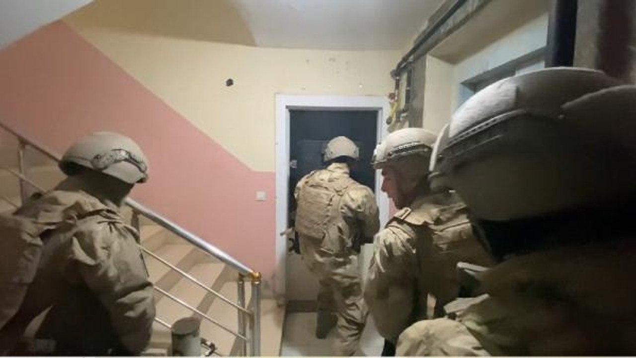 PKK'nın şehir yapılanması YPS'ye operasyonda sözde sorumlu ile 2 kişi tutuklandı