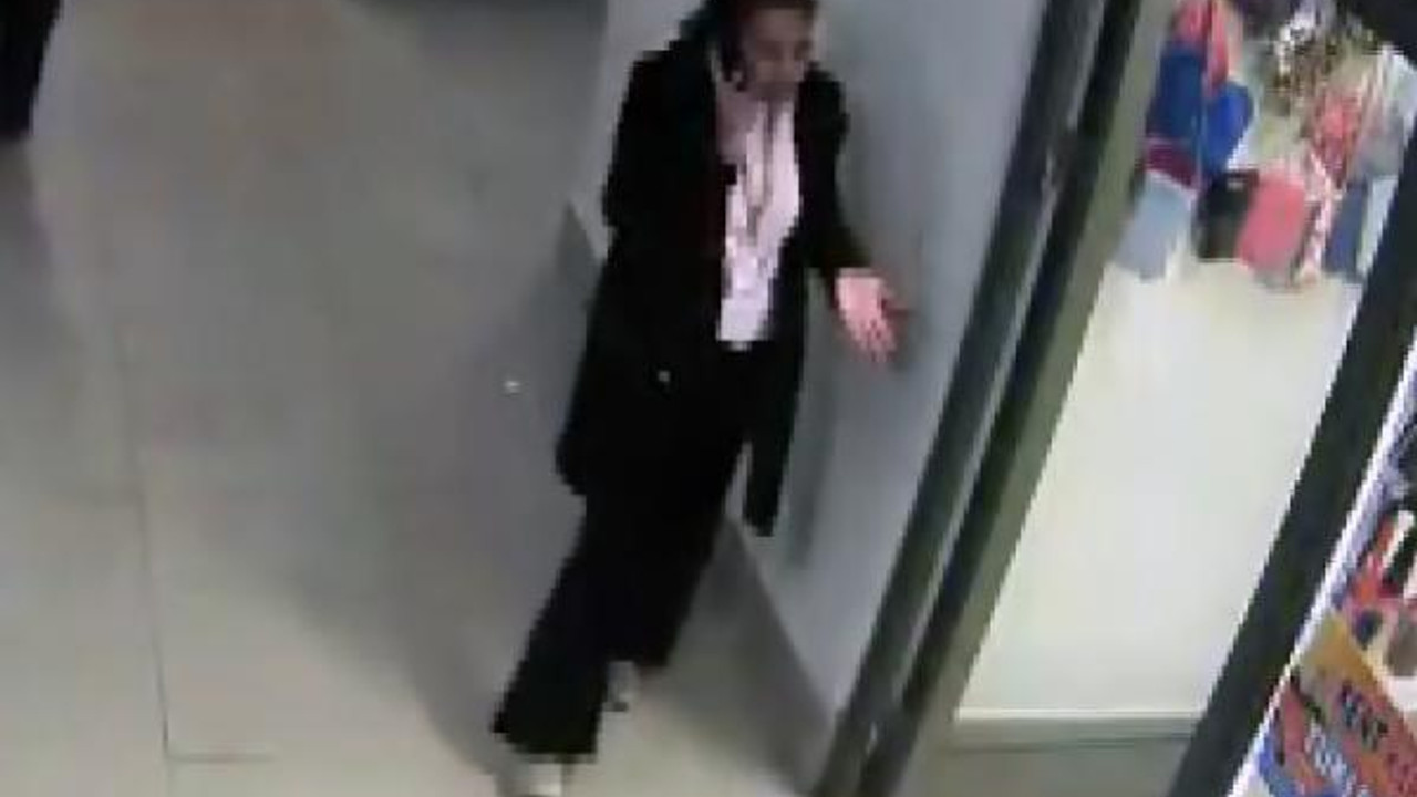 Sahte 'doktor yaka kartı'nı, hastanedeki doktorun verdiğini öne sürdü