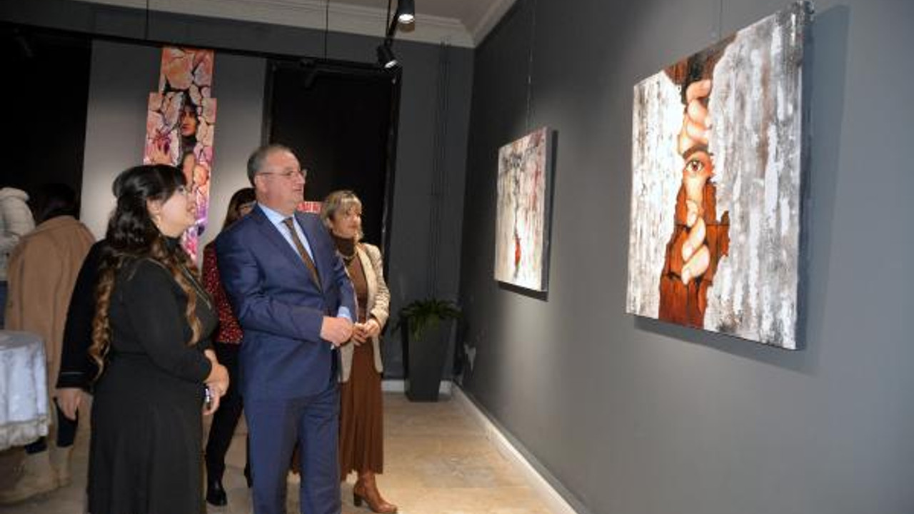 Yaşadığı deprem felaketini sanatıyla anlattı