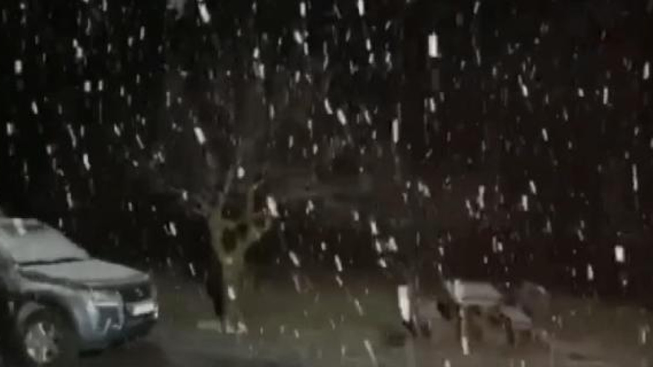 Yüksek kesimlerde kar yağışı başladı