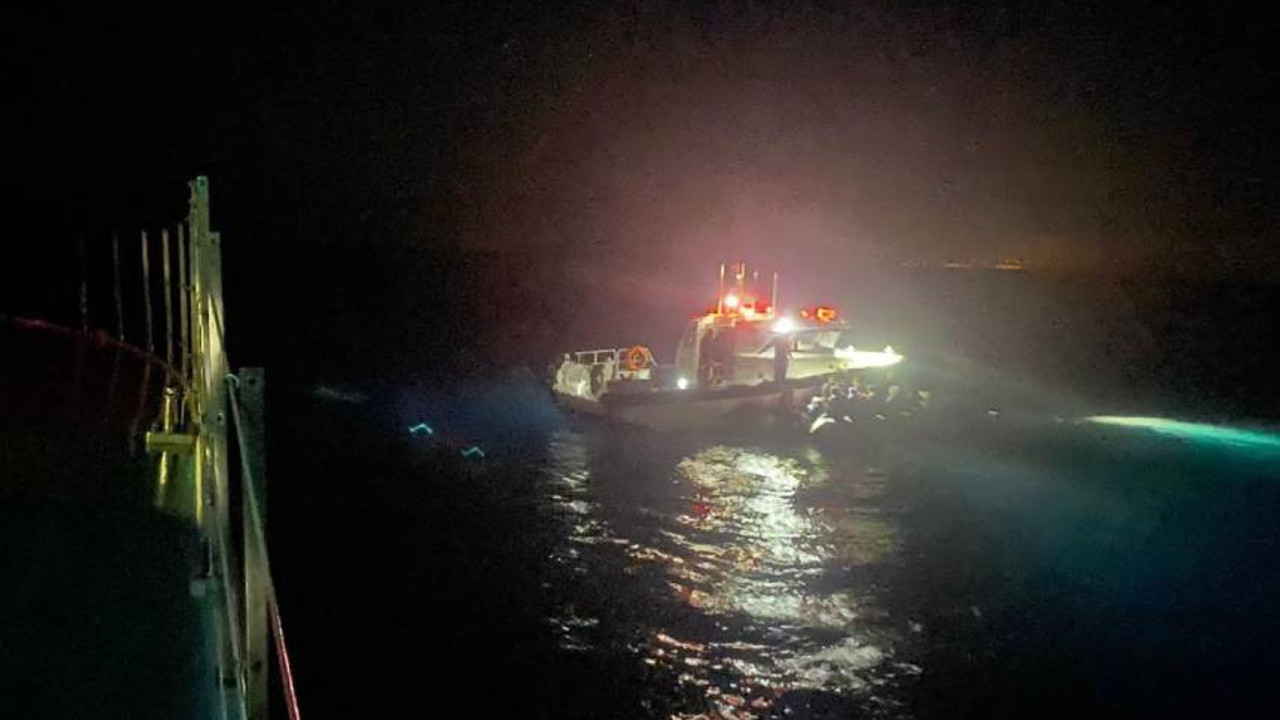Fethiye açıklarında düzensiz göçmen faciası: 3 göçmen denize düştü, aranıyor