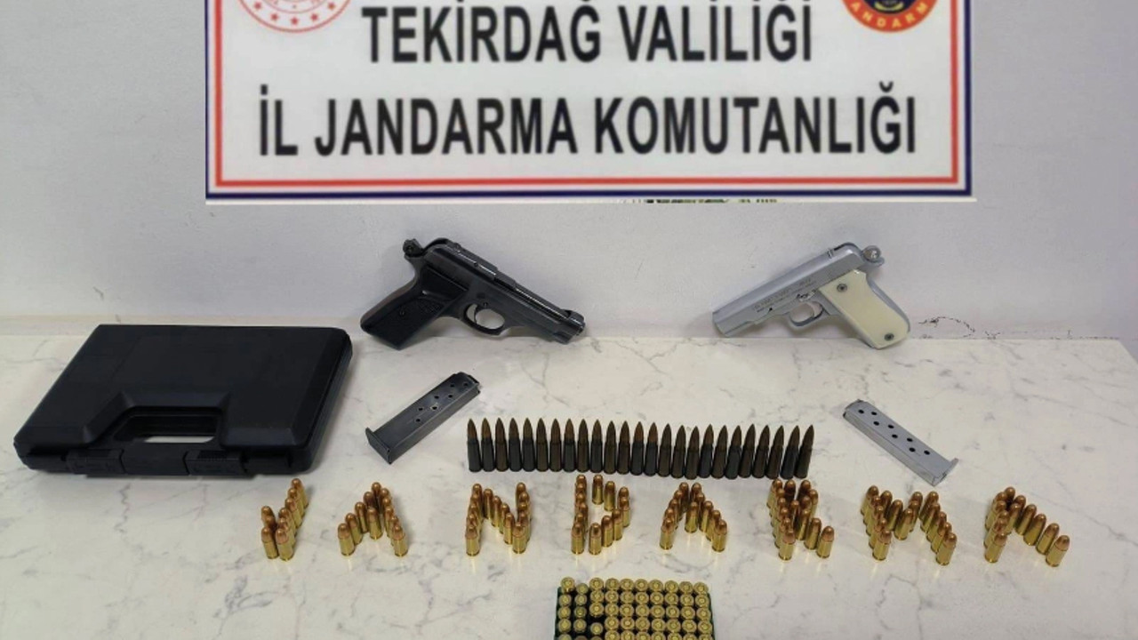 Jandarma, hırsızlık ve uyuşturucu şüphelilerine geçit vermedi!