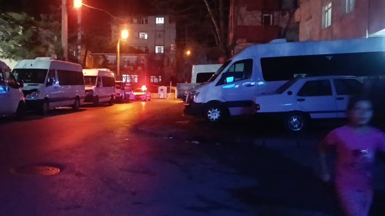 "Bana parasız alkol vereceksiniz" diyerek iş yerine saldırdı