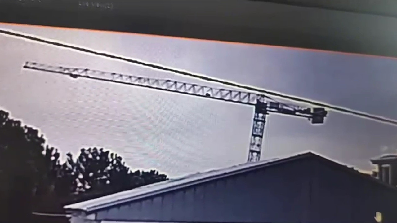 Manisa’da genç operatörün öldüğü kule vinci böyle devrildi