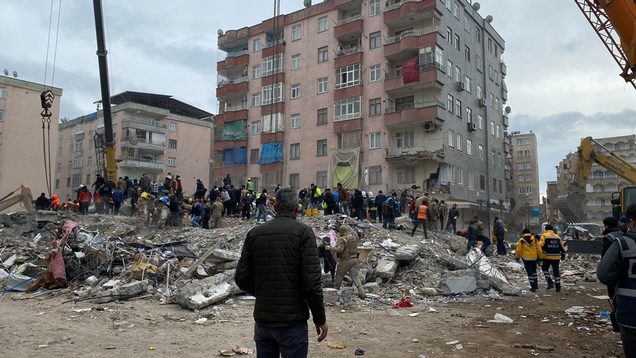 Yaptığı binada 60 kişi hayatını kaybetmişti: 22 yıl 6 aya kadar hapis cezası isteniyor