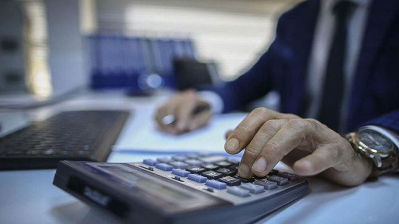 Sıra Türkiye'de! Mesai saatleri için düğmeye basıldı! 4 gün iş, 3 gün tatil düzenlemesi geliyor