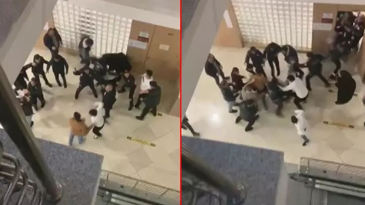 Ortalık bir anda savaş alanına döndü: Adliye koridorunda tekme tokat kavga