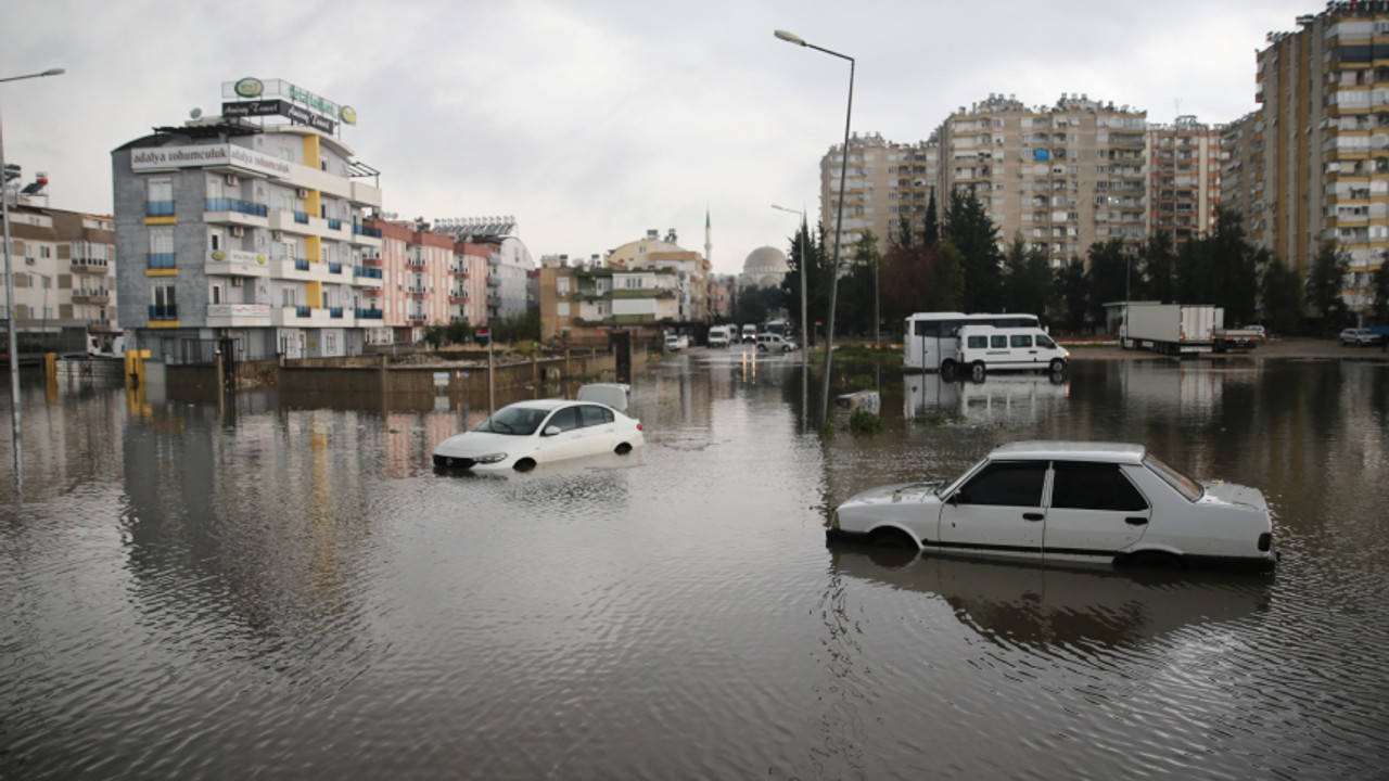 AFAD, Antalya'daki selin bilançosunu açıkladı