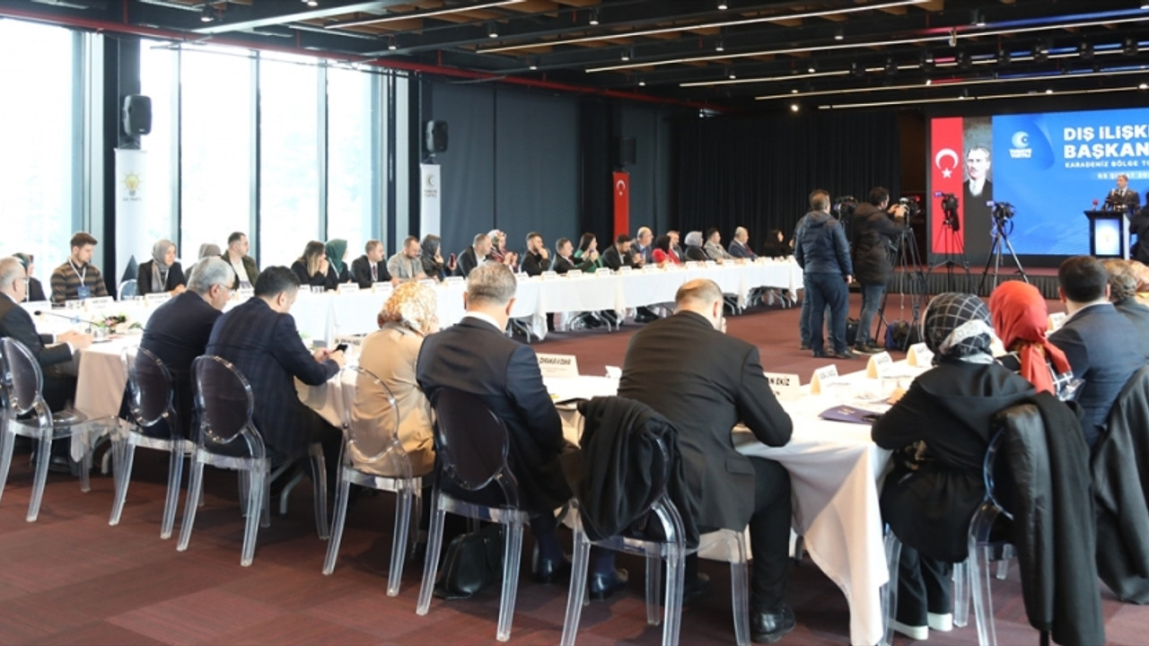 AK Parti Dış İlişkilerden Sorumlu Genel Başkan Yardımcısı Zafer Sırakaya Samsun'da konuştu:
