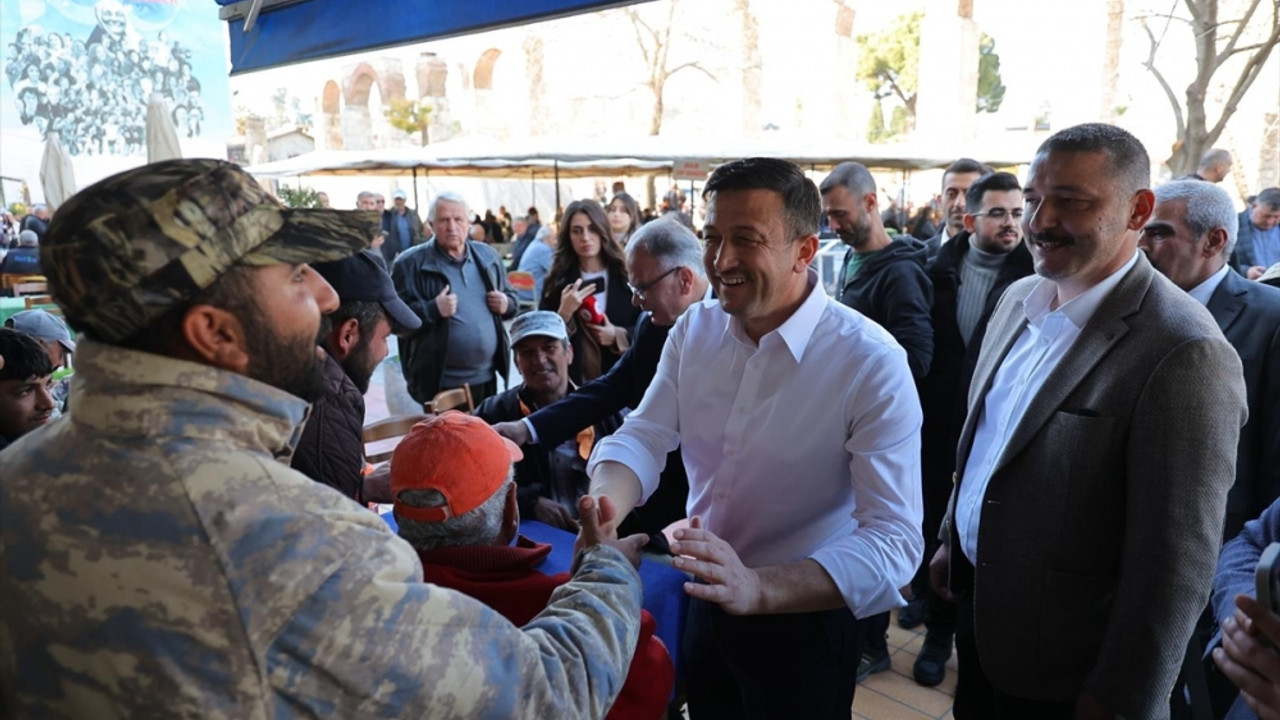 AK Parti İzmir Büyükşehir Belediye Başkan adayı Dağ, Selçuk'ta incelemelerde bulundu