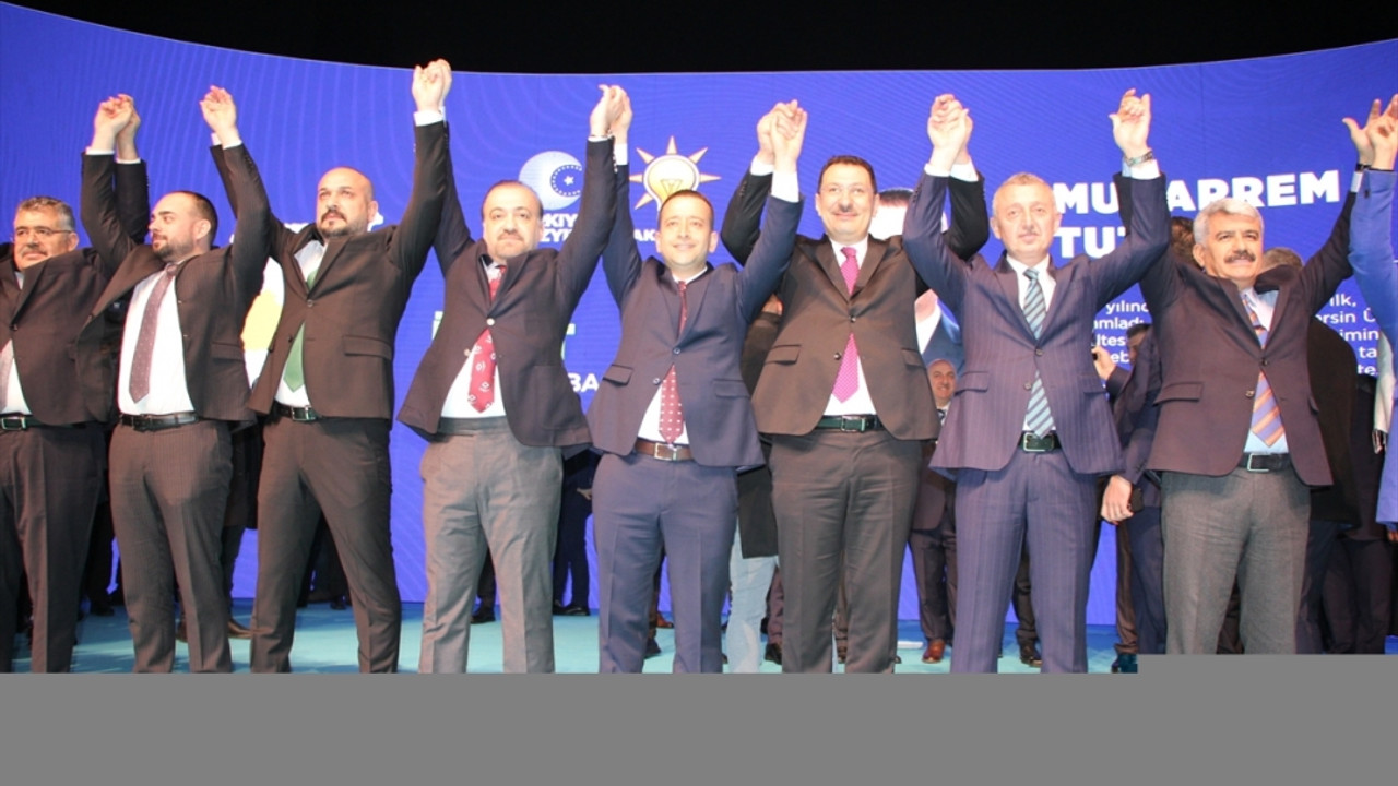 AK Parti'nin Kocaeli'deki ilçe belediye başkan adayları açıklandı