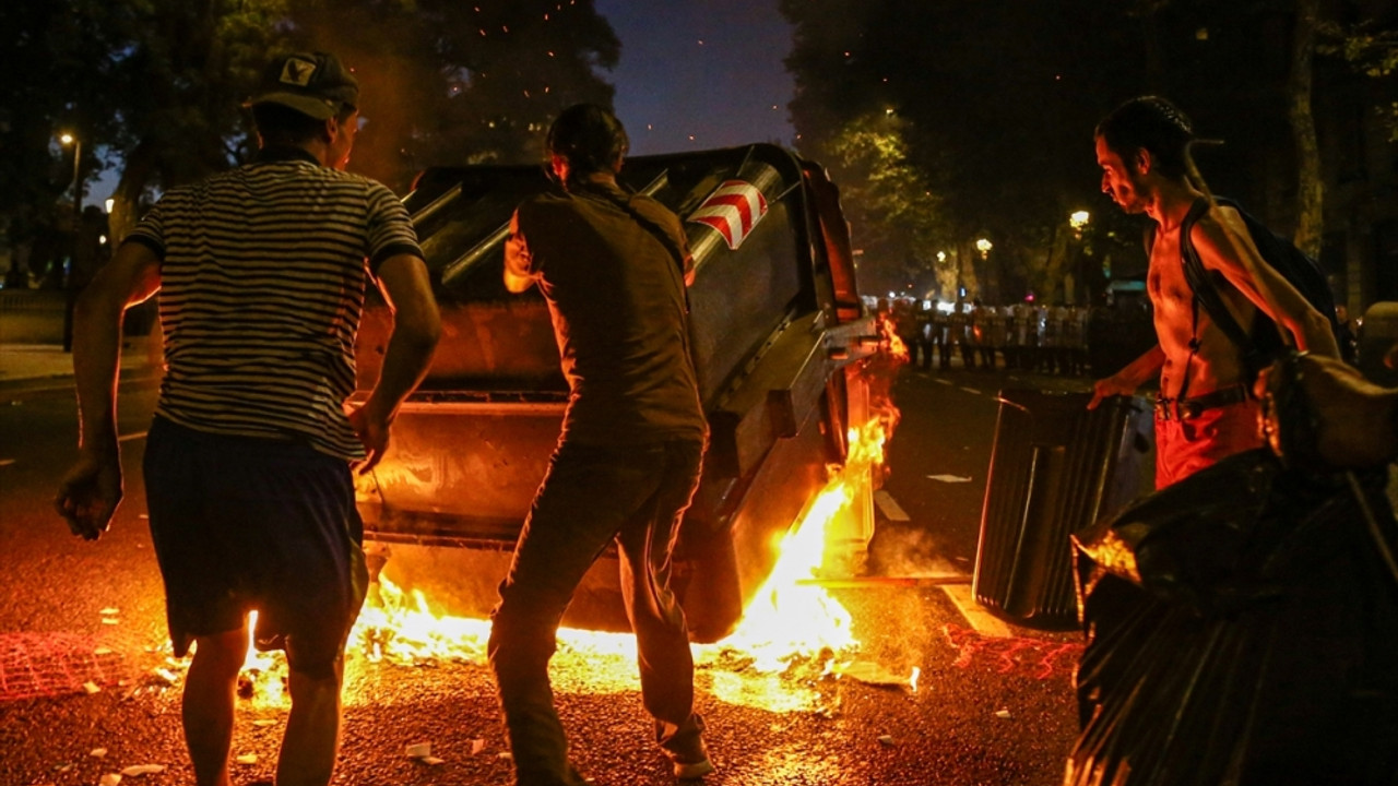 Arjantin'deki hükümet karşıtı protestolarda 60 kişi yaralandı