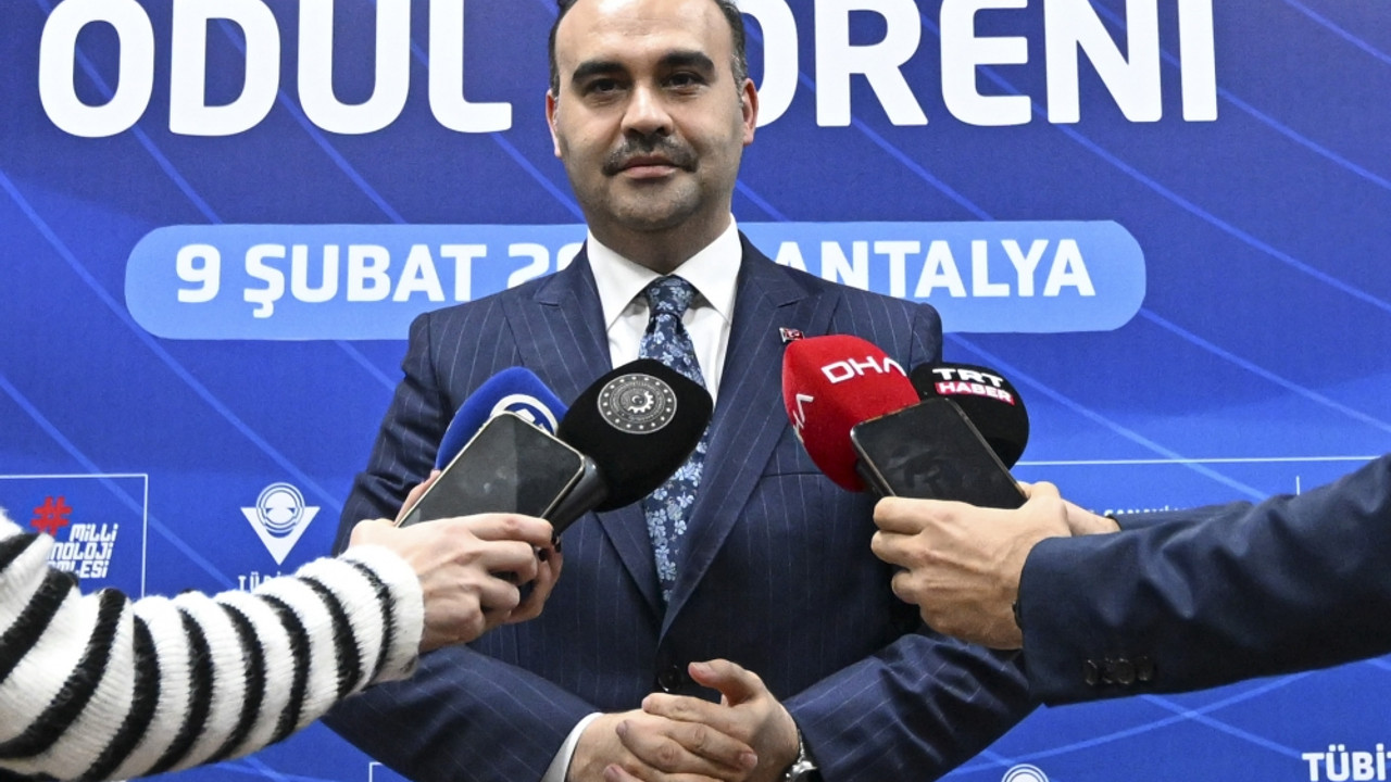 Bakan Kacır, TÜBİTAK 31. Bilim Olimpiyatları Ödül Töreni'nde konuştu: