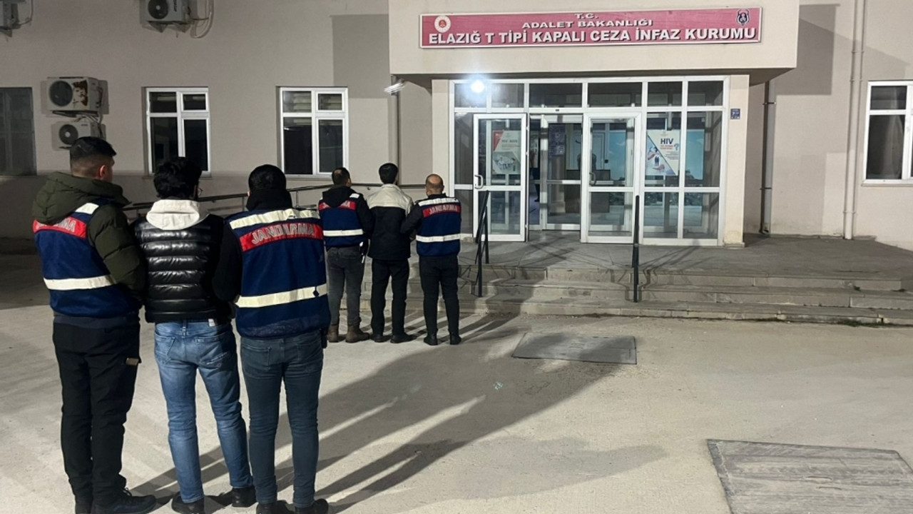 Bingöl'de uyuşturucu suçundan yakalanan 2 şüpheli tutuklandı