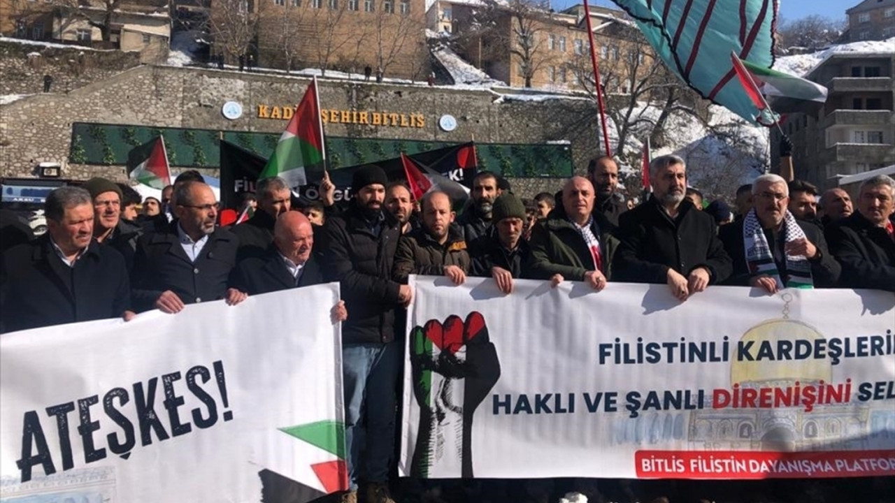 Bitlis'te İsrail'in Gazze'ye yönelik saldırıları protesto edildi