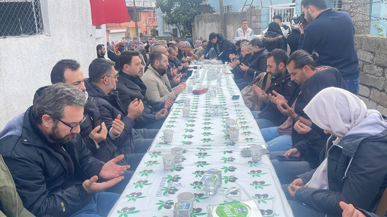 Depremde hayatını kaybeden AA muhabiri Burak Milli ve ailesi için mevlit okutuldu