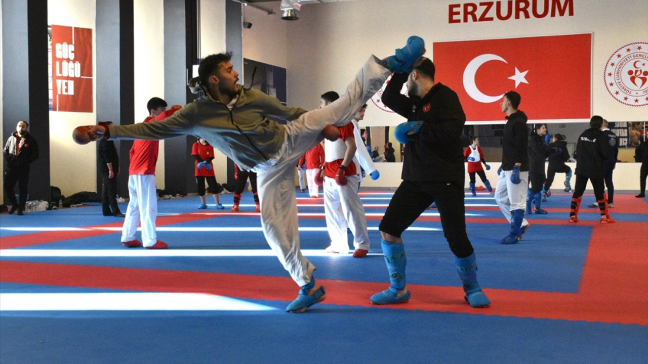 Dünya şampiyonu Sakaryalı karateci Yusuf, Avrupa şampiyonluğuna Erzurum'da hazırlanıyor