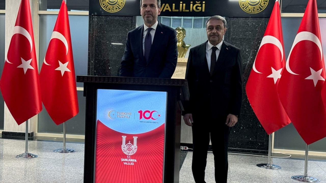 Enerji ve Tabii Kaynaklar Bakanı Bayraktar, Şanlıurfa'da temaslarda bulundu