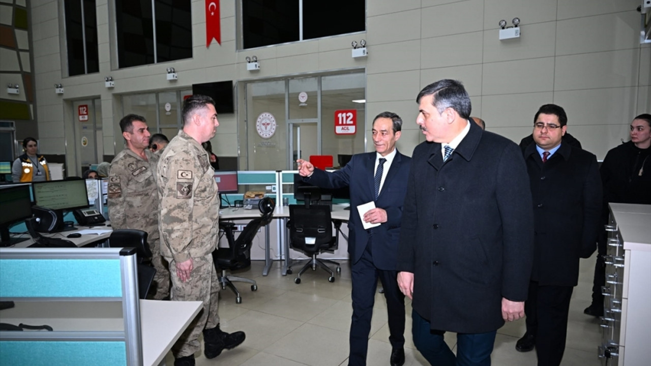 Erzurum 112 Acil Çağrı Merkezi'ne gelen 803 bin 620 çağrıdan yüzde 22'si asılsız çıktı