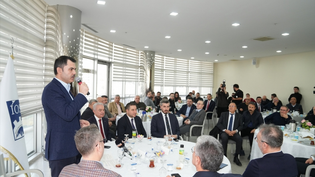 İBB Başkan adayı Murat Kurum, İkitelli Organize Sanayi Sitesi'ni ziyaret etti: