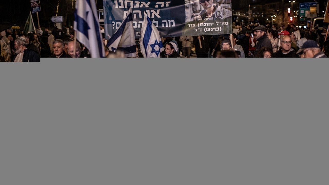 İsrail'de aşırı sağcılar "savaşa devam" derken, esir yakınları ise "ateşkes" diye haykırdı