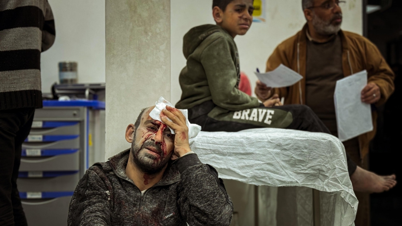 İsrail'in Gazze'ye gece düzenlediği saldırılarda 14 kişi öldürüldü